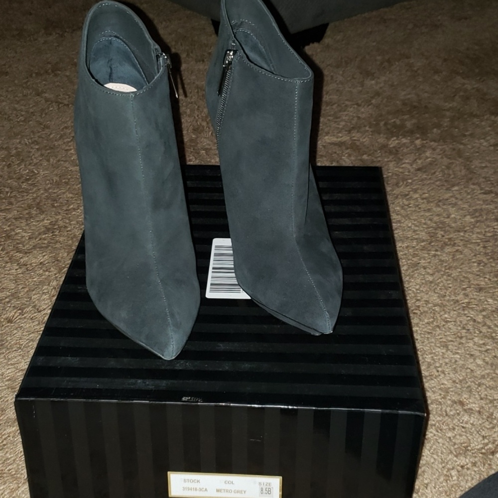 Victoria Secret Gray Heels